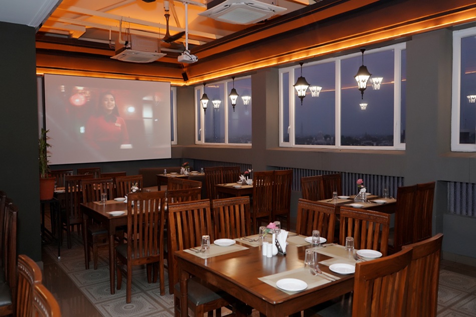 Devaan Hotel exterior